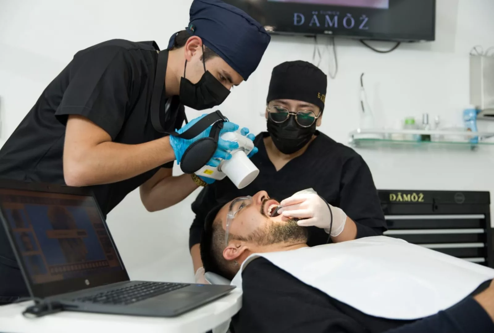 Imagen importada para DAMOZ Clínica Dental